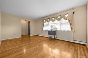 26 Terrace Ave, Floral Park, NY 11001 - Photo 11