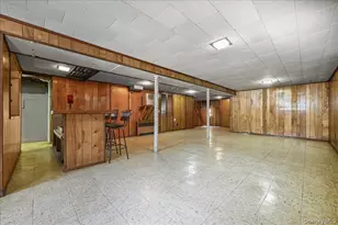 26 Terrace Ave, Floral Park, NY 11001 - Photo 31