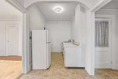 2120 22nd Road, Astoria, NY 11105 - Photo 11