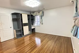 105 Seaman Rd, Jericho, NY 11753 - Photo 15