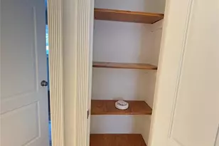 105 Seaman Rd, Jericho, NY 11753 - Photo 7