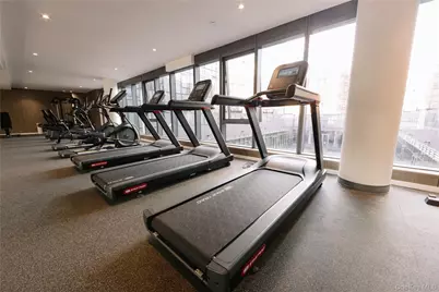 14449 Northern Boulevard #413, Flushing, NY 11354 - Photo 9