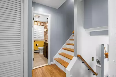 39 Garnet Lane, Plainview, NY 11803 - Photo 15