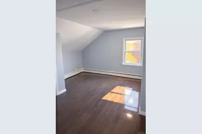 321 Oakford Street, West Hempstead, NY 11552 - Photo 9