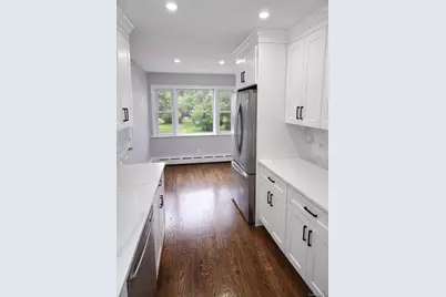 321 Oakford Street, West Hempstead, NY 11552 - Photo 3