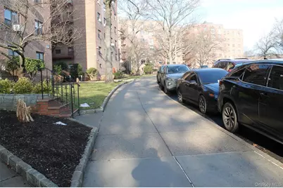 87-30 204th Street #B-56, Hollis, NY 11423 - Photo 3