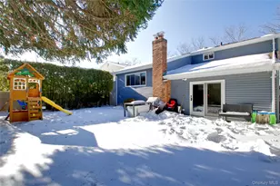 26 Marlin Ln, Port Washington, NY 11050 - Photo 29