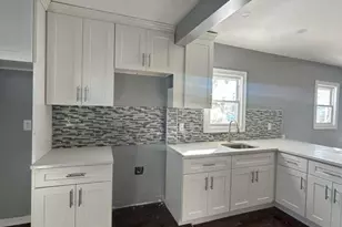 5-34 Beach 43rd St, Far Rockaway, NY 11691 - Photo 11