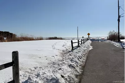891 S Bay Street, Lindenhurst, NY 11757 - Photo 3