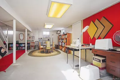 82 Sleight Plass Road, Poughkeepsie, NY 12603 - Photo 31