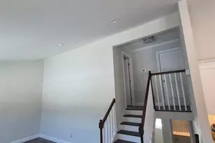 1550 N Gardiner Dr, Bay Shore, NY 11706 - Photo 11