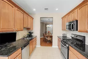 17 Sonata Ct, Lake Grove, NY 11755 - Photo 9