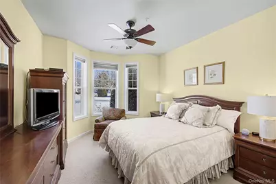 17 Sonata Court, Lake Grove, NY 11755 - Photo 15