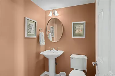 17 Sonata Court, Lake Grove, NY 11755 - Photo 11