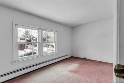 98 Moore Avenue, Oceanside, NY 11572 - Photo 15