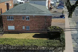 3223 Lucerne St, Bronx, NY 10465 - Photo 3