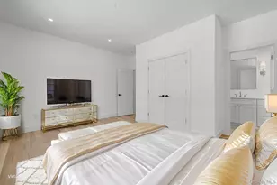 38 Pond Ln, Levittown, NY 11756 - Photo 17