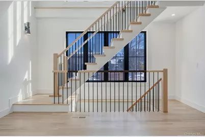 38 Pond Lane, Levittown, NY 11756 - Photo 7