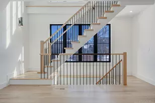 38 Pond Ln, Levittown, NY 11756 - Photo 7