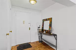 70 North Grove, Freeport, NY 11520 - Photo 3