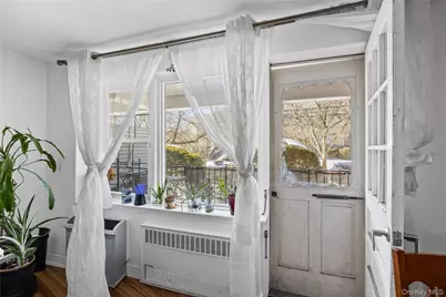 70 North Grove #1N, Freeport, NY 11520 - Photo 7