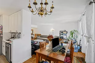 70 North Grove, Freeport, NY 11520 - Photo 9