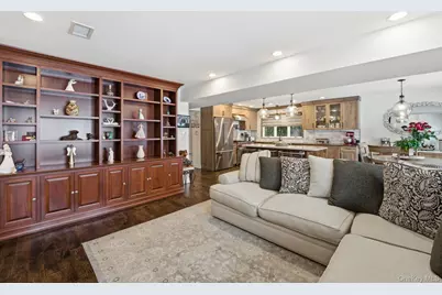 16215 85th Street, Howard Beach, NY 11414 - Photo 3