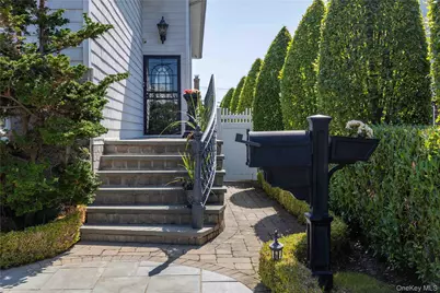 16215 85th Street, Howard Beach, NY 11414 - Photo 17