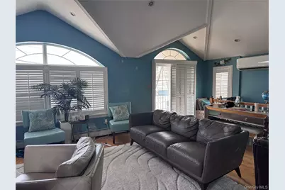 22904 147th Avenue, Springfield Gardens, NY 11413 - Photo 9