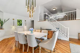 17 Oak Meadow Ln, Bellport, NY 11713 - Photo 9