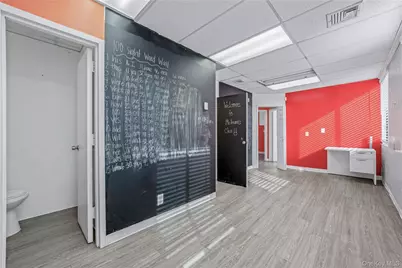 30 S Ocean Avenue, Freeport, NY 11520 - Photo 7