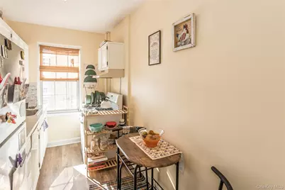 56-05 31 Avenue #4, Woodside, NY 11377 - Photo 9