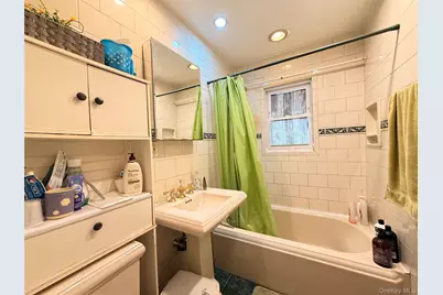 24580 61st Avenue, Little Neck, NY 11362 - Photo 13