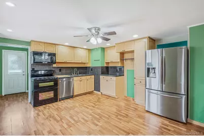 6 Rugby Drive, Shirley, NY 11967 - Photo 13