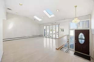 87 Executive Dr, New Hyde Park, NY 11040 - Photo 3