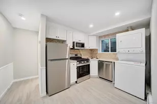 644 Bread and Cheese Hollow Rd, Northport, NY 11768 - Photo 15