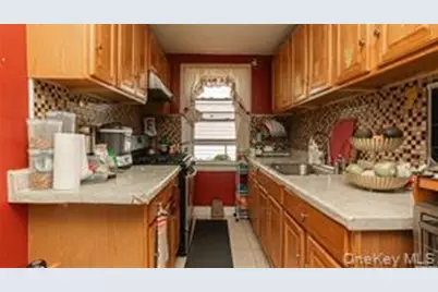 90-32 207th Street, Queens Village, NY 11428 - Photo 5