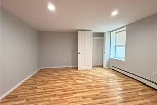 19 Rutland Rd, Mastic, NY 11950 - Photo 13