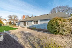 281 Richmond Ave, Amityville, NY 11701 - Photo 27