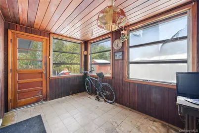 311 Cedar Street, West Hempstead, NY 11550 - Photo 17