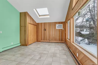 68 Beaumont Drive, Plainview, NY 11803 - Photo 17