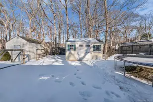 79 Stuyvesant Ave, Mastic, NY 11950 - Photo 11