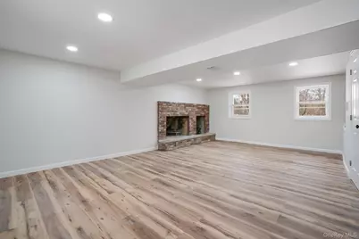 629 Twin Arch Road, Rock Tavern, NY 12575 - Photo 19