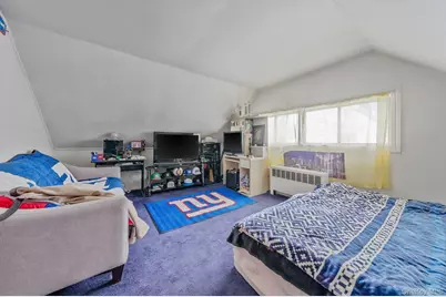 24 Beacon Lane, Hicksville, NY 11801 - Photo 27