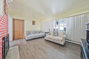 24 Beacon Ln, Hicksville, NY 11801 - Photo 13