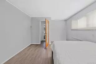 24 Beacon Ln, Hicksville, NY 11801 - Photo 23