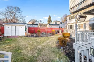 8 George Dr, Mastic, NY 11950 - Photo 11