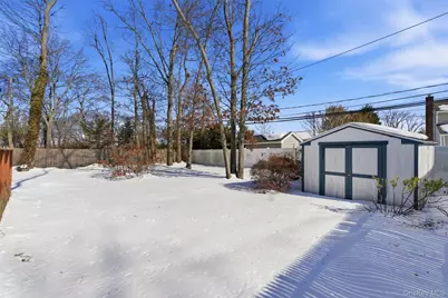 25 Rogers Lane, Smithtown, NY 11787 - Photo 21
