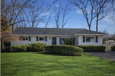 25 Rogers Lane, Smithtown, NY 11787 - Photo 1