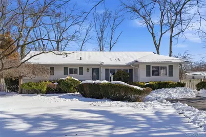 25 Rogers Lane, Smithtown, NY 11787 - Photo 3